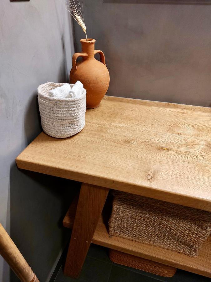 Christina-Anna Athens City Center Walking Distance To Everywhere And Acropolis, In One Of The Most Favorable Locations By National Gardens And Zoo, Hellenic Parliament In Syntagma And Stylish Exquisite Kolonaki Cozy Renovated Apartment Экстерьер фото